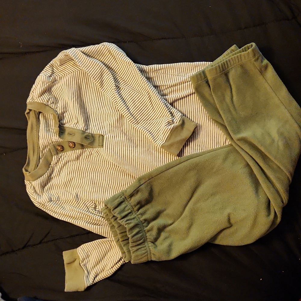 Boys 5t olive green outfit